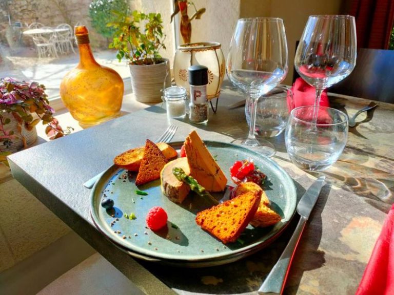 foie gras et son pain d'épice, tout est fait maison au Mas des Vignes